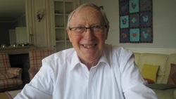 Paul Dujardin a parcouru les cinq continents et continuera à voyager tant que sa santé le lui permettra