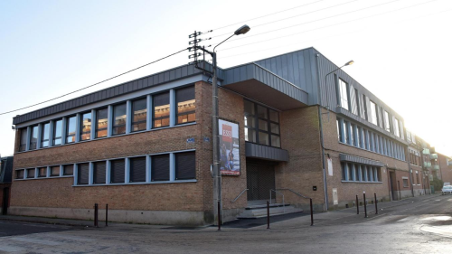 Un étage supplémentaire est venu se greffer sur le bâtiment qui abritait autrefois l’IFA.
