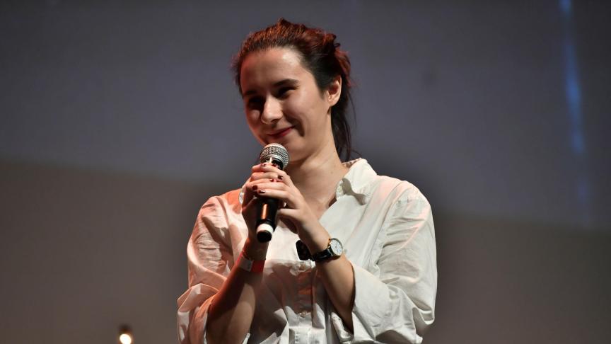 C’était en mars 2022, sur la scène du Colisée à Roubaix : Floriane Joseph y avait reçu le trophée Voix du Nord de l’Étoile nordiste dans la catégorie culture